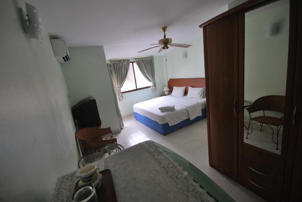 Kingfisher House & Bar باتايا المظهر الخارجي الصورة