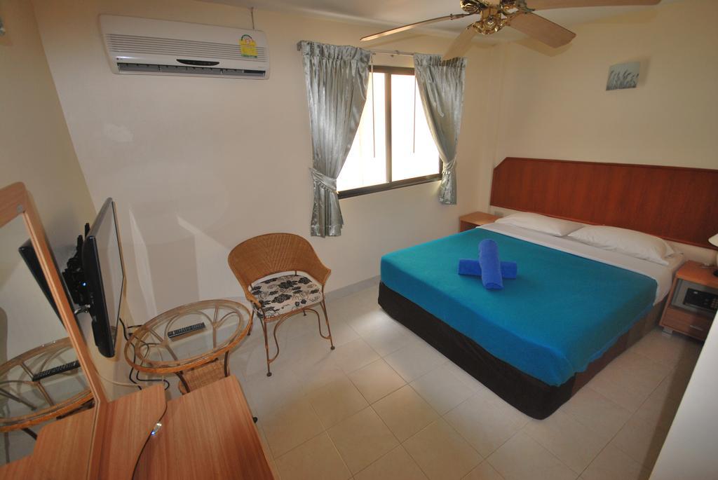 Kingfisher House & Bar باتايا المظهر الخارجي الصورة